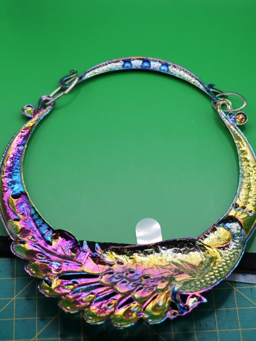 Iridescent Rainbow Peacock Inspired Choker Bib Necklace - Picture 2 of 5
